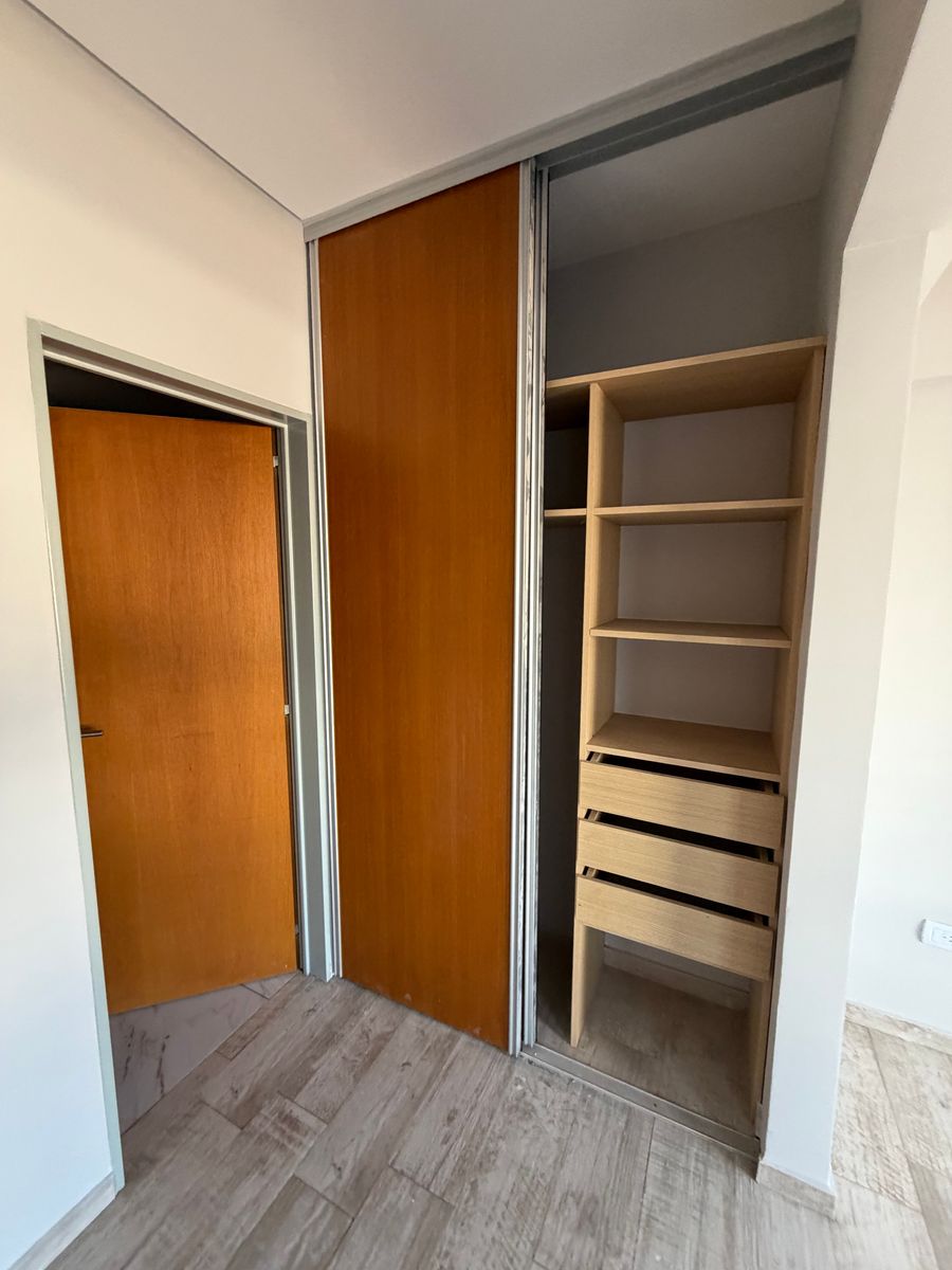 Venta gran departamento de 2 ambientes a estrenar San Justo - 14