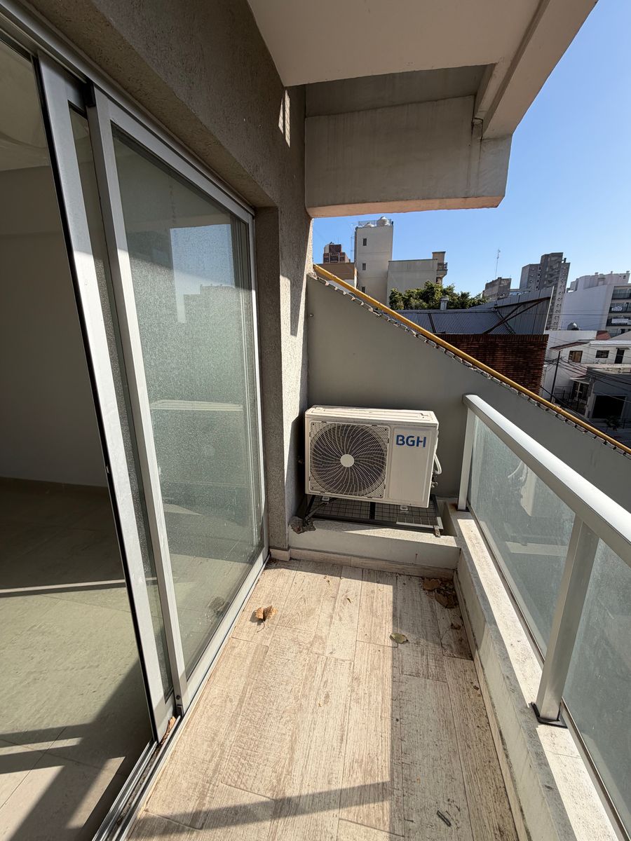 Venta gran departamento de 2 ambientes a estrenar San Justo - 21