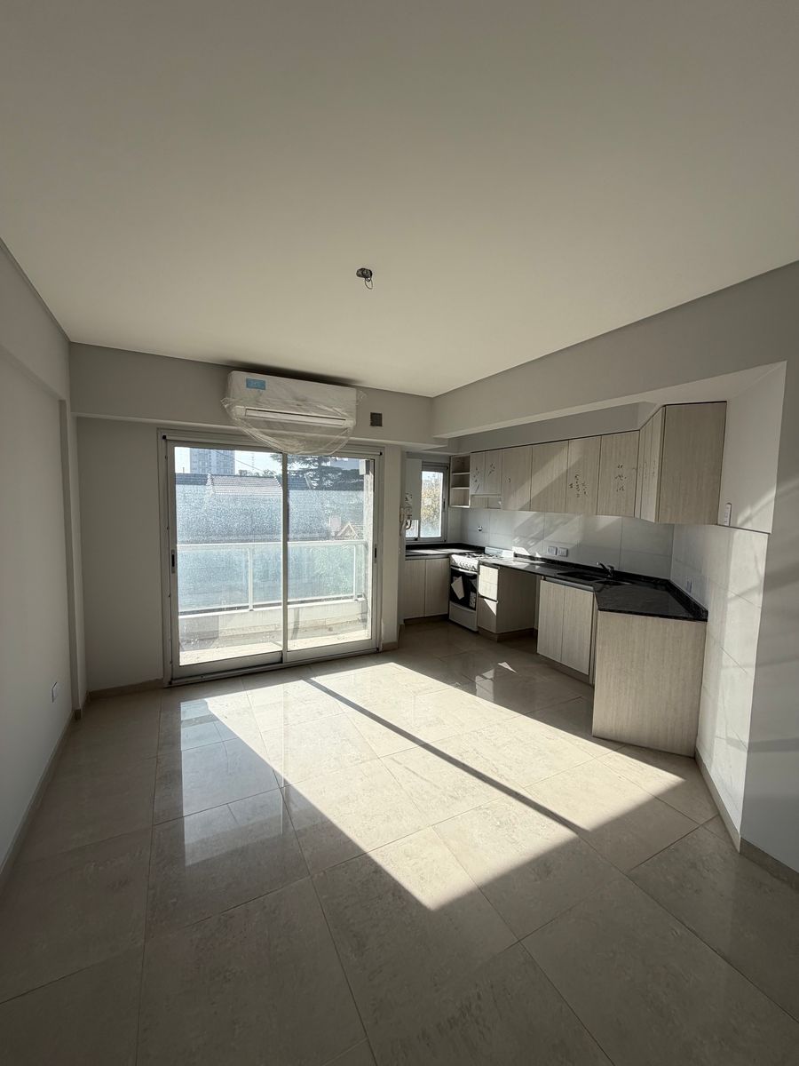 Venta gran departamento de 2 ambientes a estrenar San Justo - 24