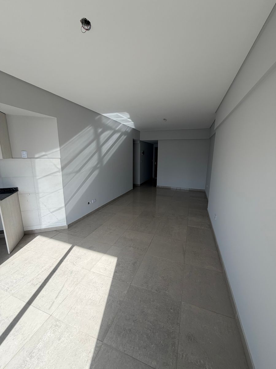 Venta gran departamento de 2 ambientes a estrenar San Justo - 25