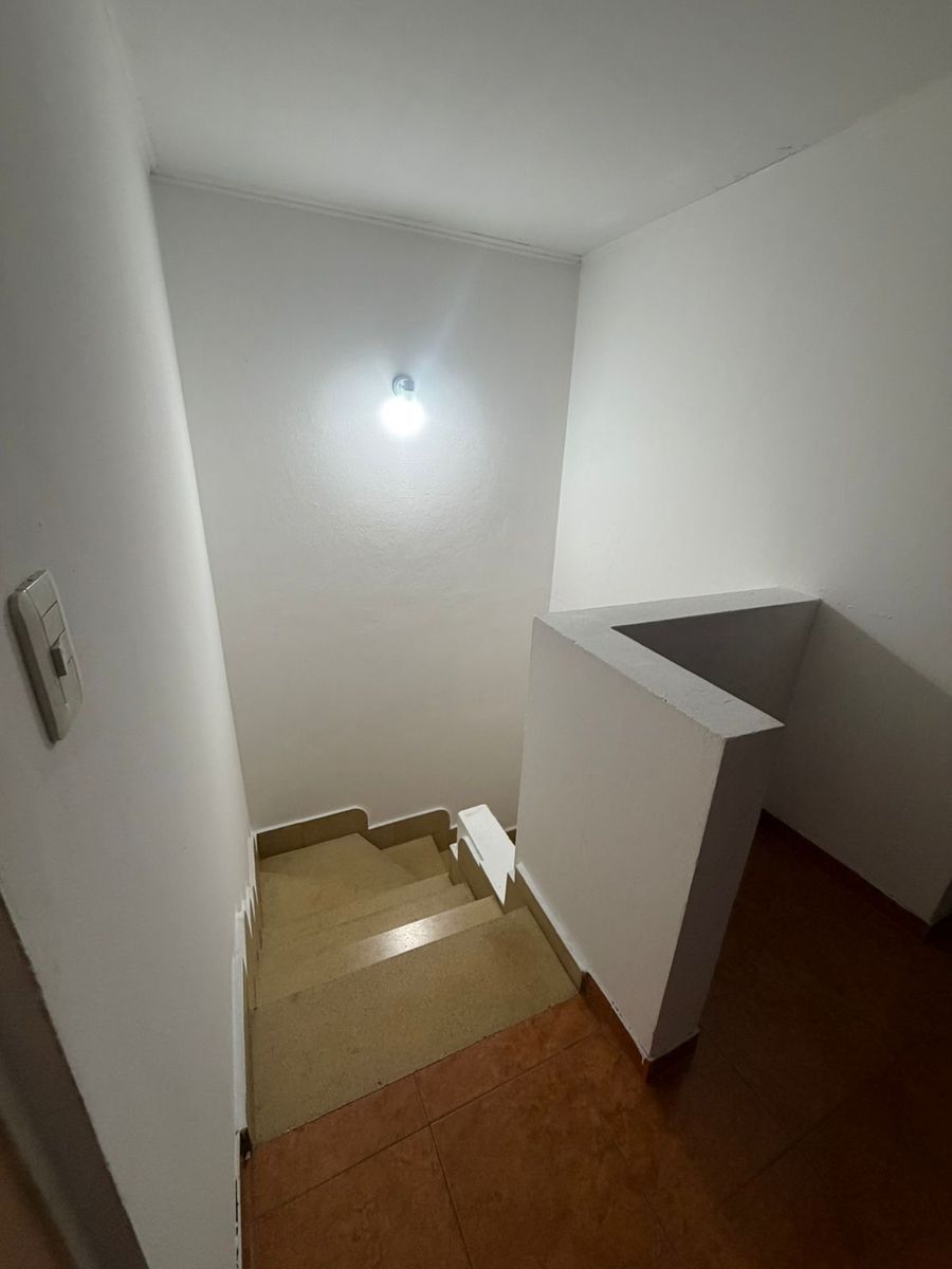 Alquiler duplex 3 ambientes Isidro Casanova - 8