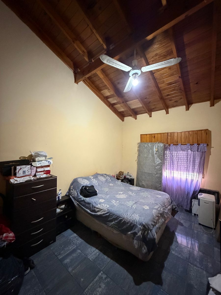 Venta casa Isidro Casanova zona cinco esquinas - 2