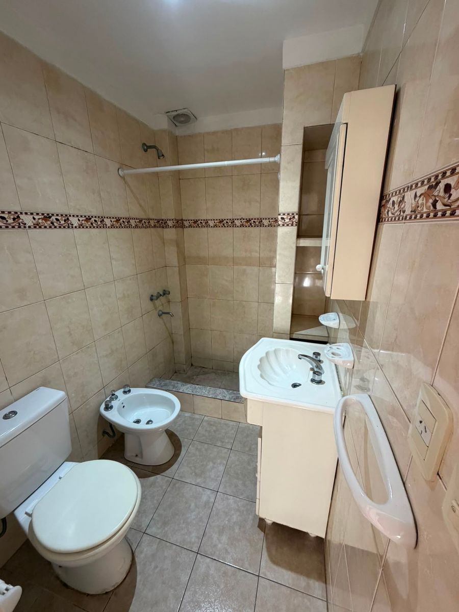 Alquiler departamento 2 ambientes Villa Luzuriaga - 9