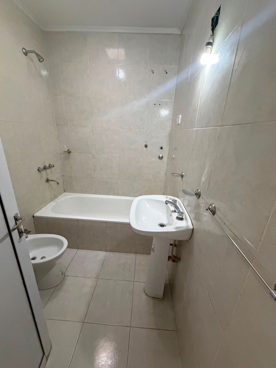 Alquiler duplex 3 ambientes Isidro Casanova - 11