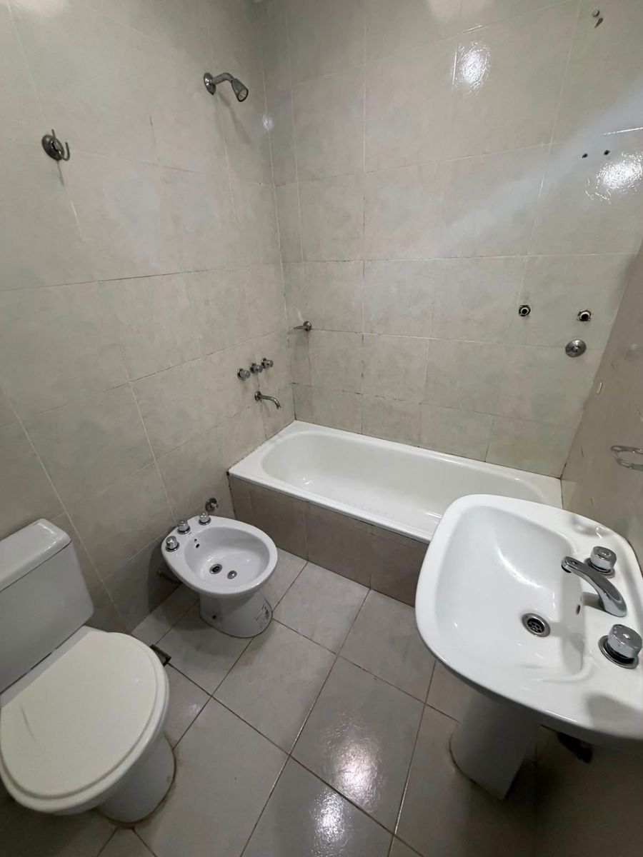 Alquiler duplex 3 ambientes Isidro Casanova - 12