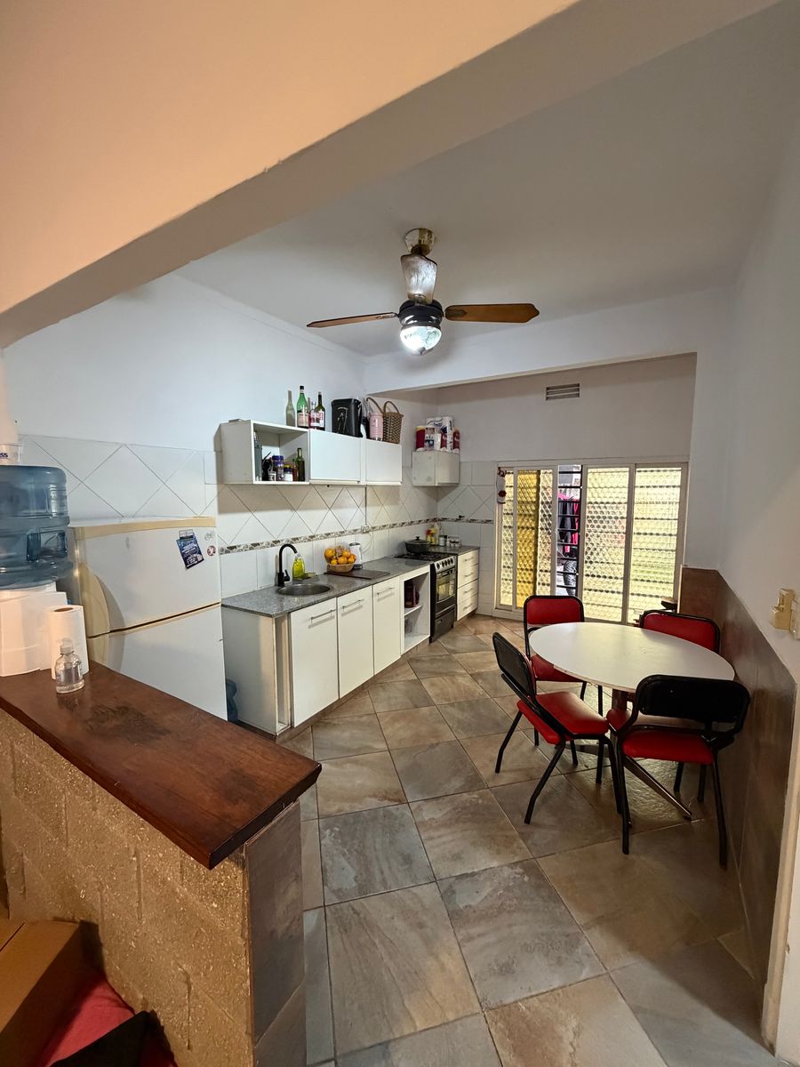 Venta casa y departamento Villa Luzuriaga - 6