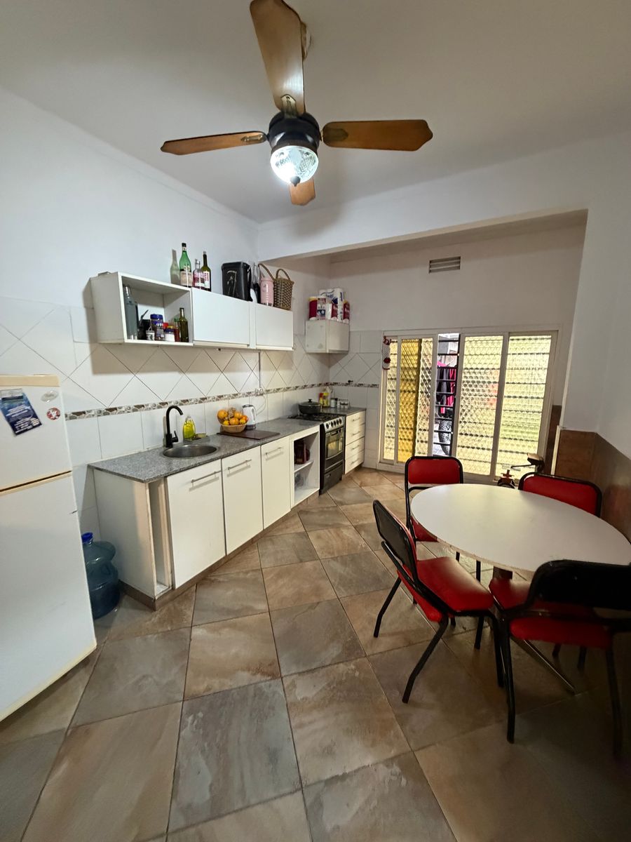 Venta casa y departamento Villa Luzuriaga - 7