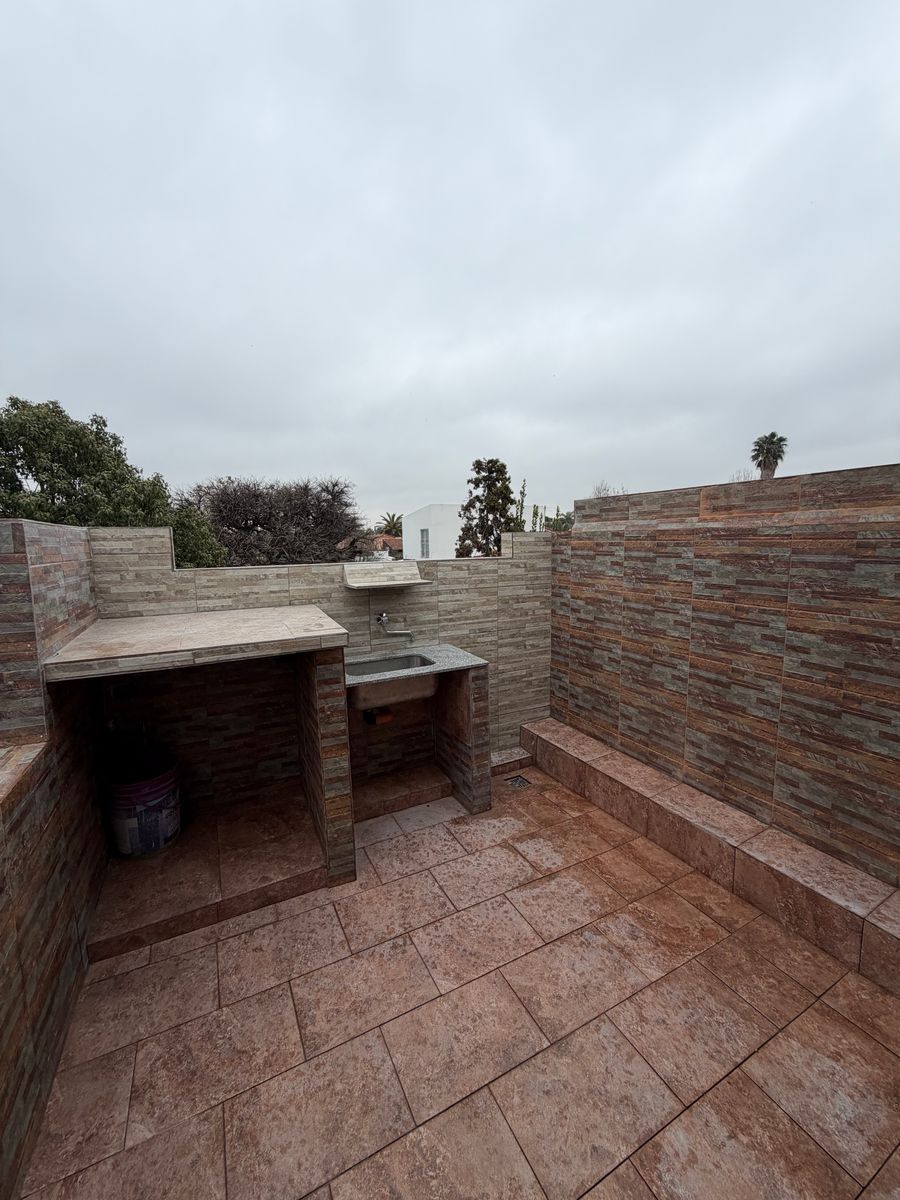 Venta casa y departamento Villa Luzuriaga - 17
