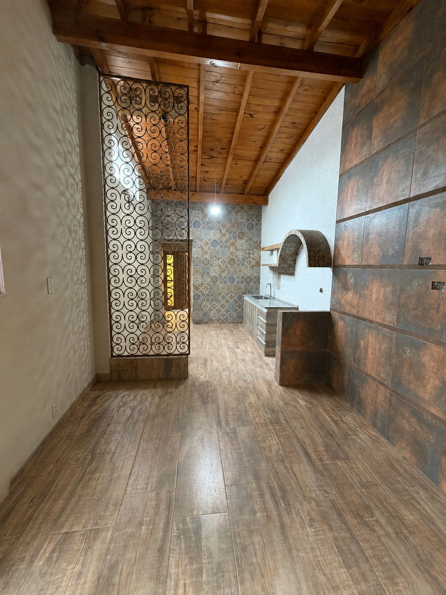 Venta casa y departamento Villa Luzuriaga - 19