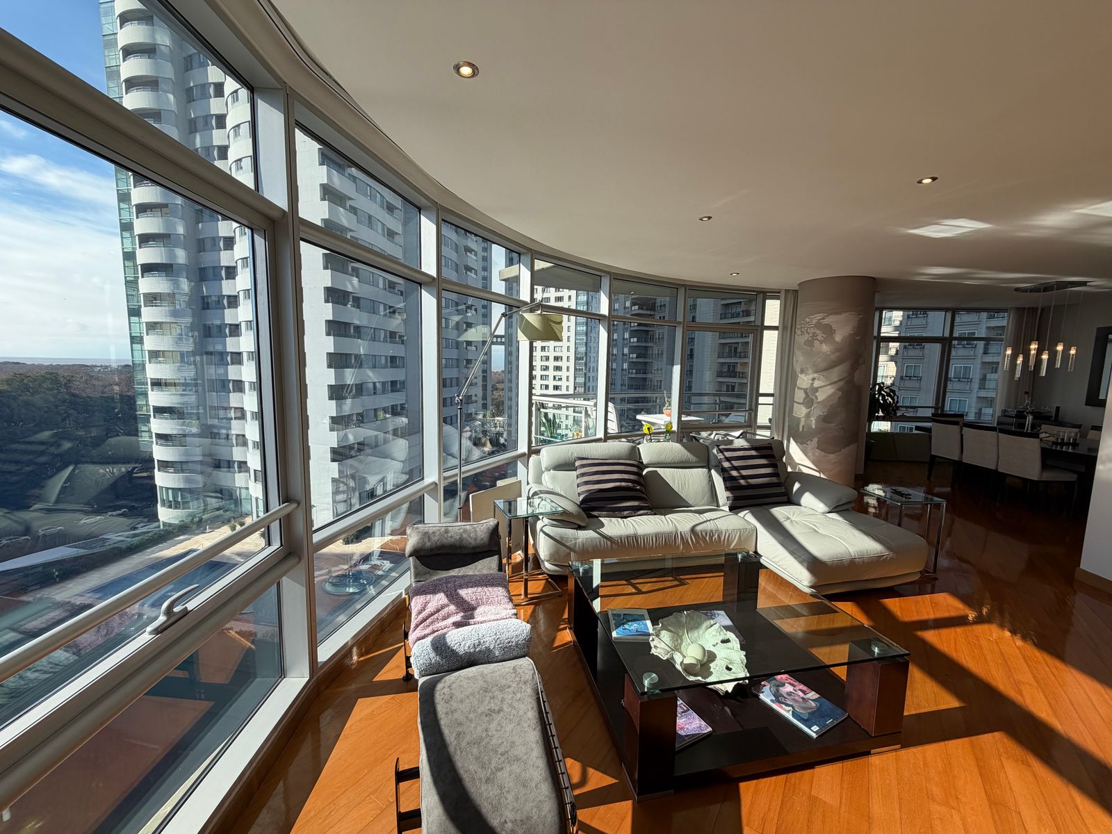 EXCLUSIVO DEPARTAMENTO EN PUERTO MADERO - 20