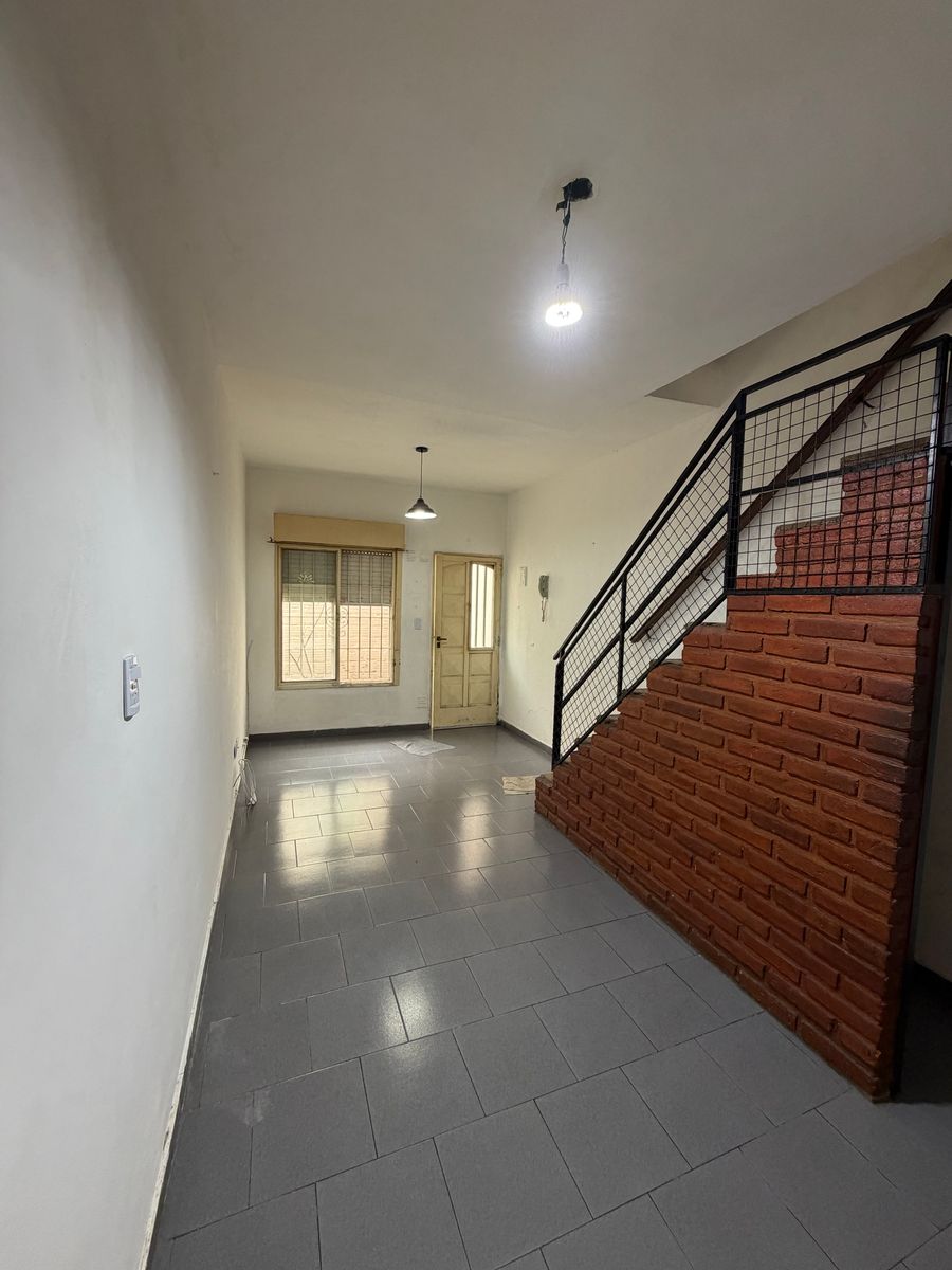 Alquiler duplex Villa Luzuriaga - 6