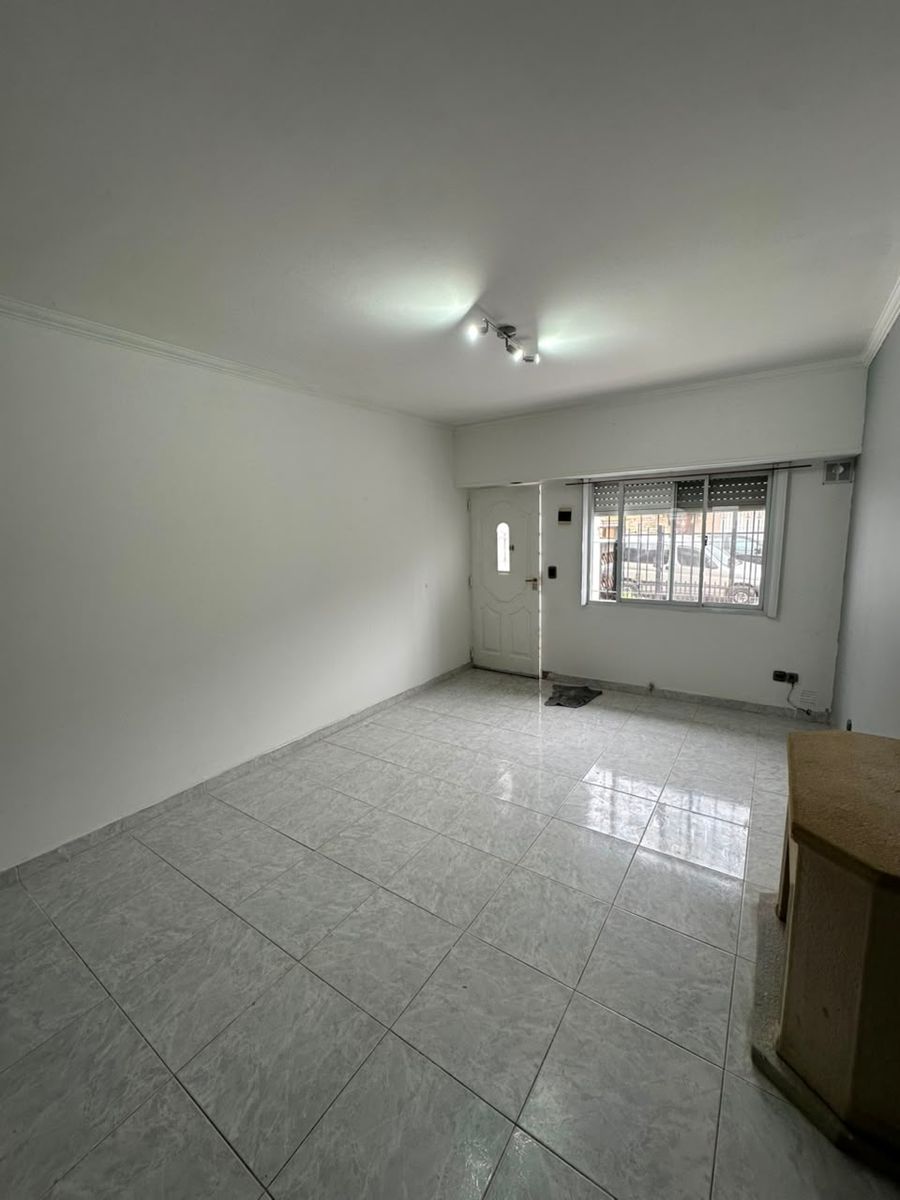 Alquiler duplex 3 ambientes cochera patio - 3