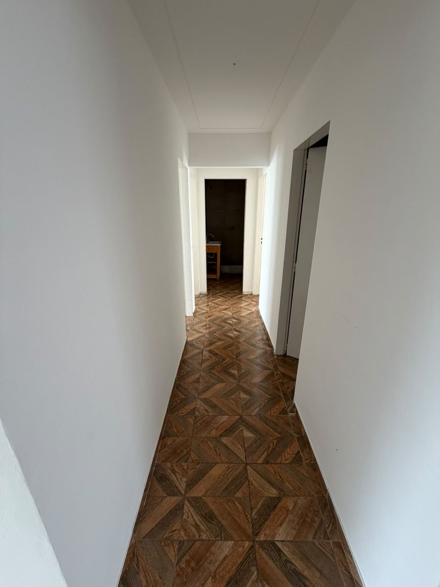 Alquiler pH 4 ambientes 2 patios Isidro Casanova - 16