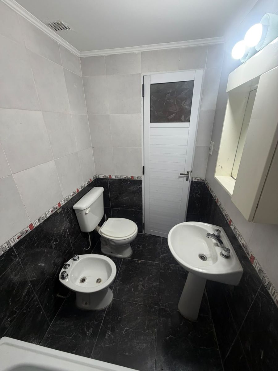 Alquiler departamento 3 ambientes Isidro Casanova — foto 15