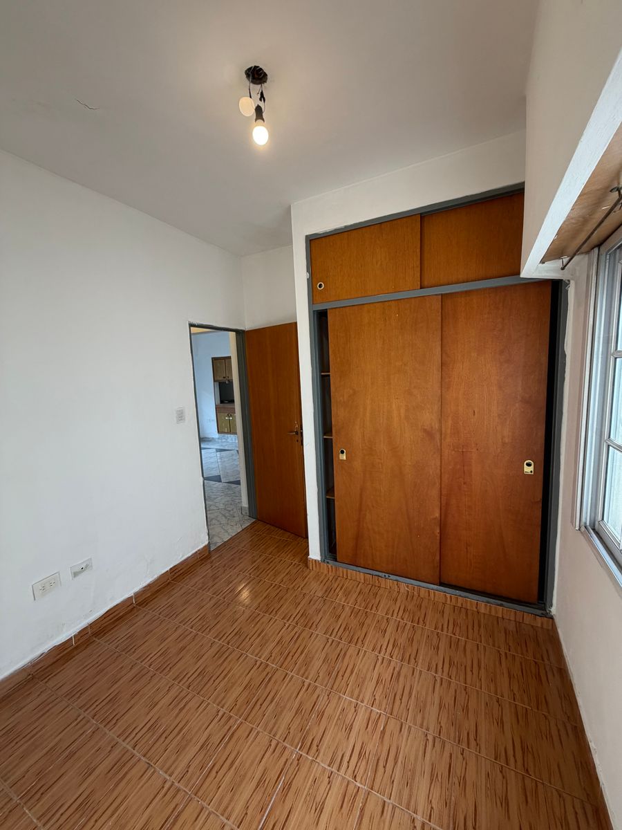 Alquiler pH 3 ambientes Villa Luzuriaga - 12