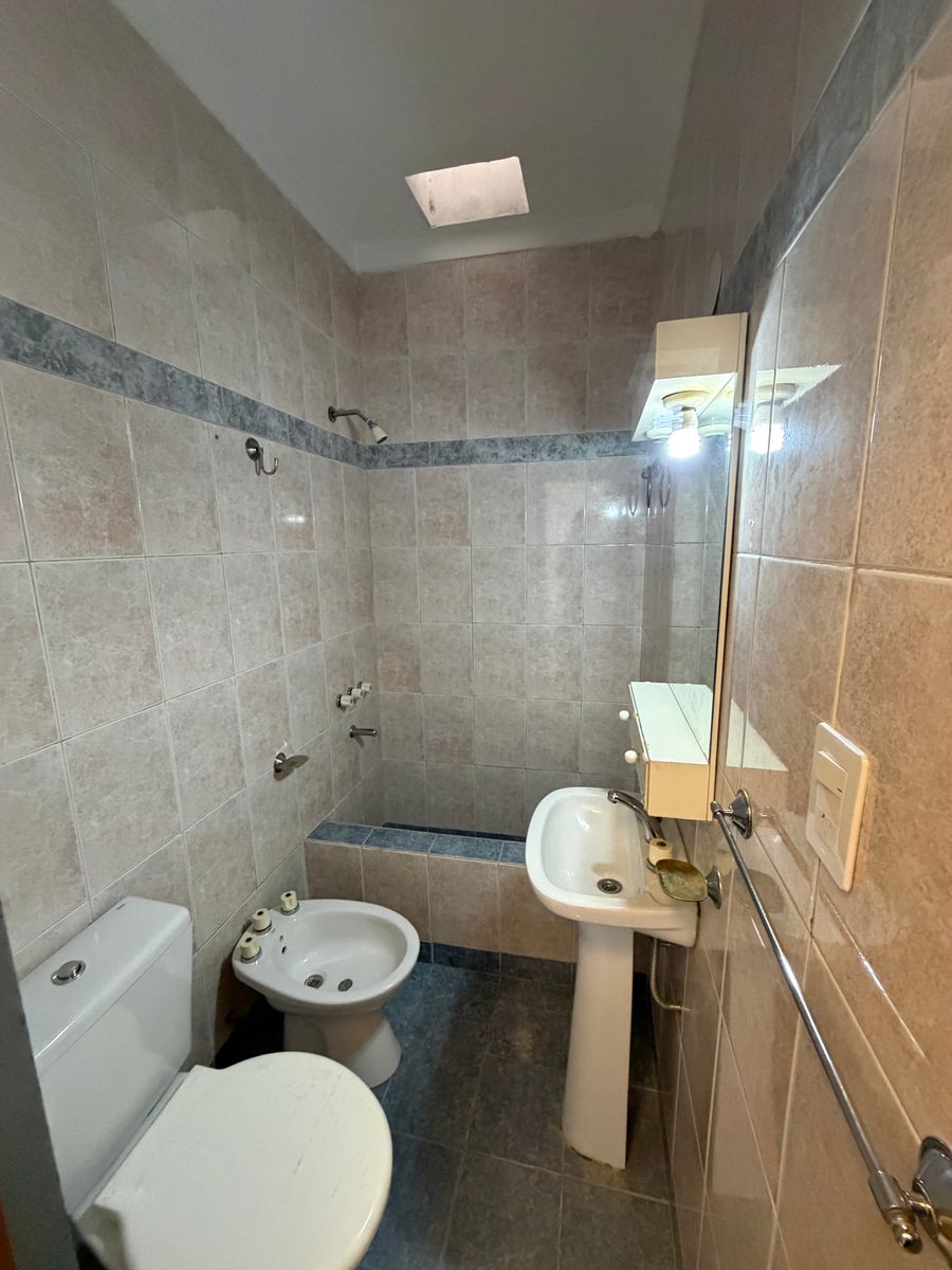 Alquiler pH 3 ambientes Villa Luzuriaga - 16
