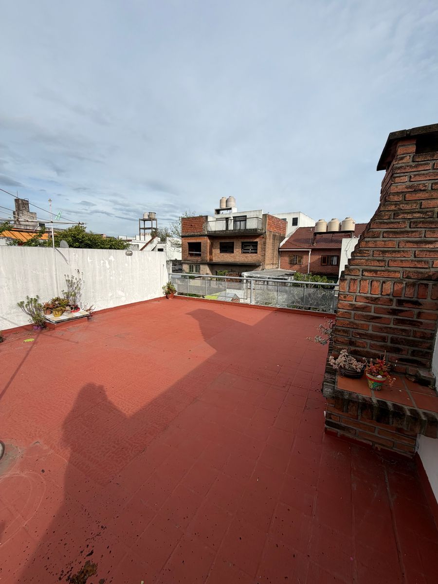 Alquiler pH 3 ambientes Villa Luzuriaga - 21