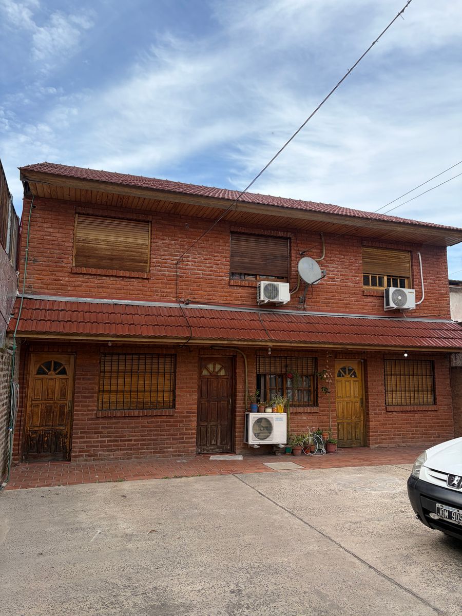 Alquiler duplex 3 ambientes con patio cochera Isidro Casanova - 5