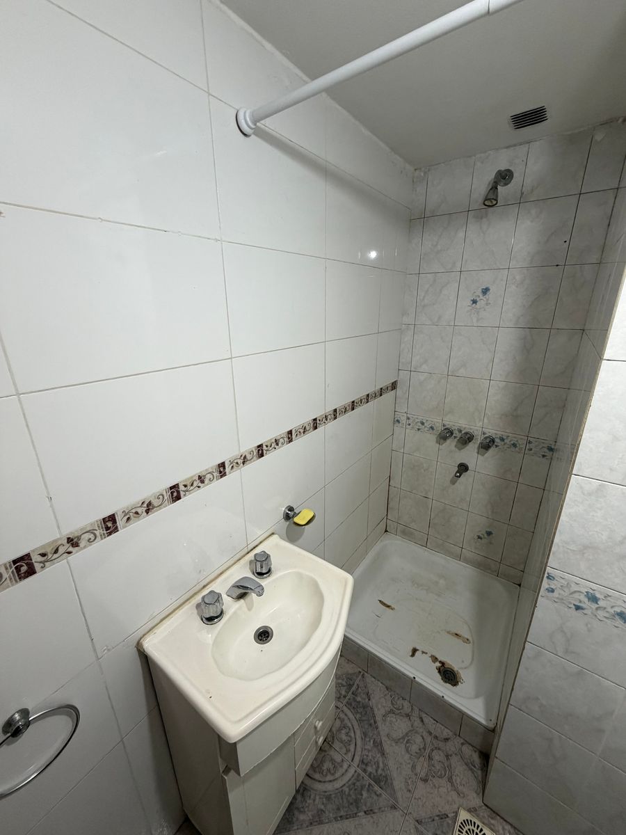 Alquiler duplex 3 ambientes con patio cochera Isidro Casanova - 13