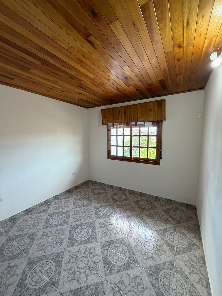 Alquiler duplex 3 ambientes con patio cochera Isidro Casanova - 18