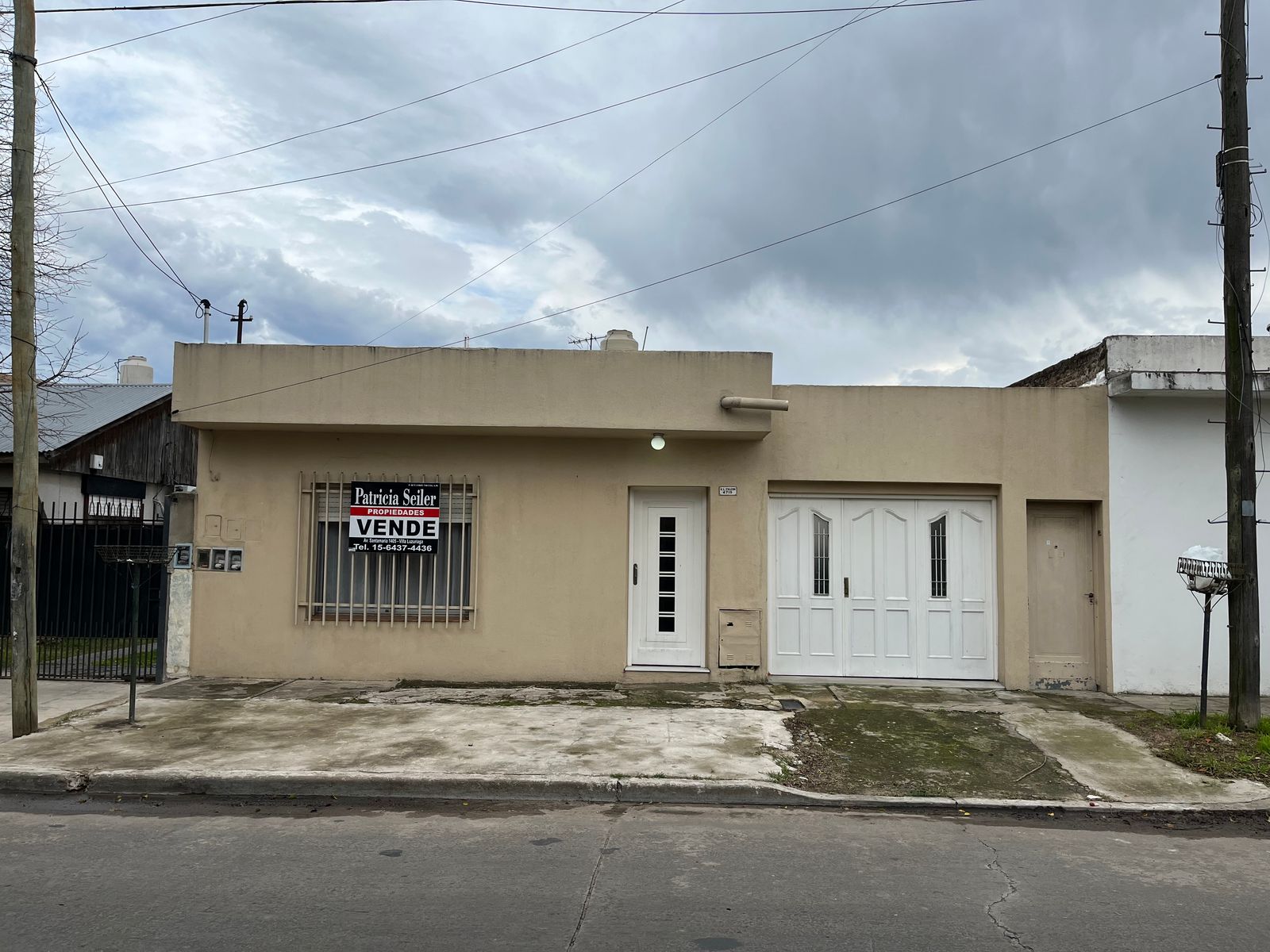 Venta casa Isidro Casanova - 1