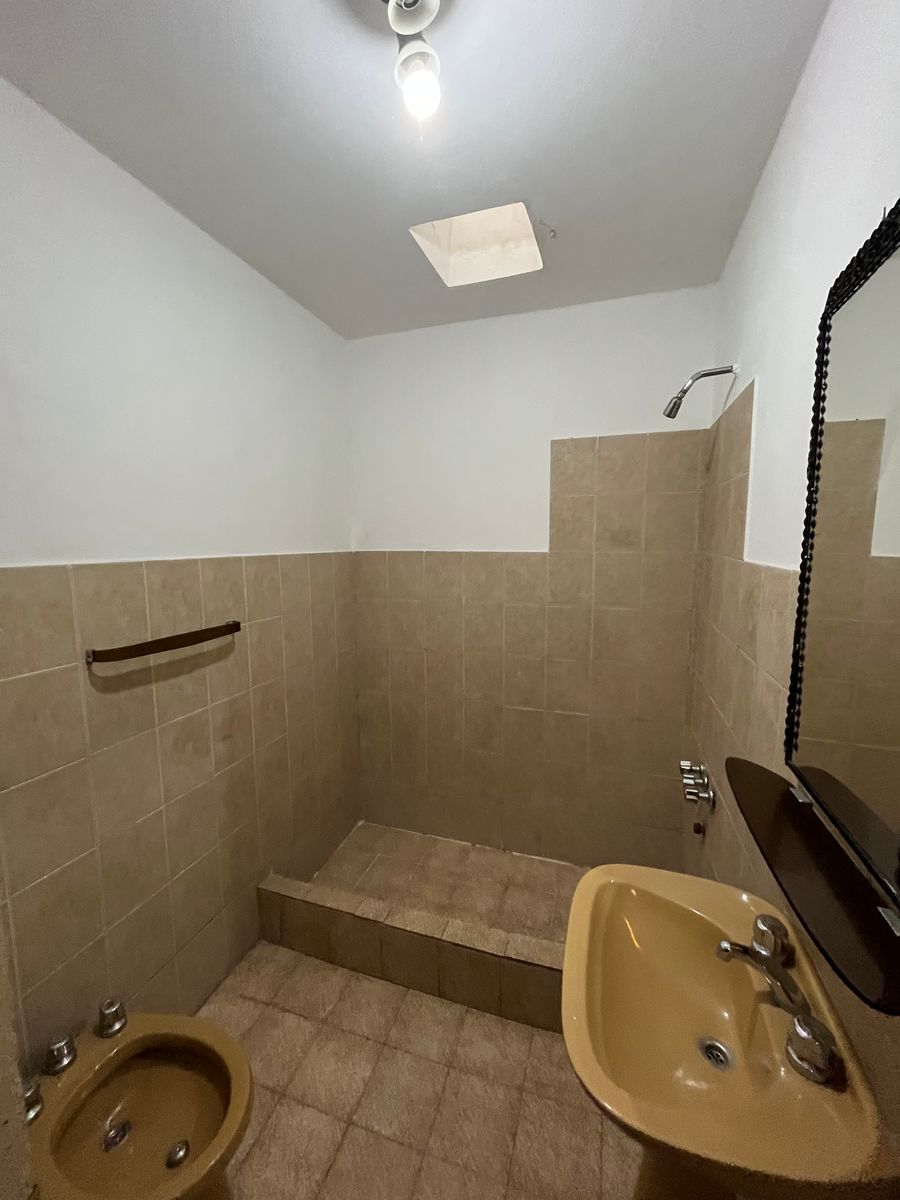 Venta casa Isidro Casanova - 15
