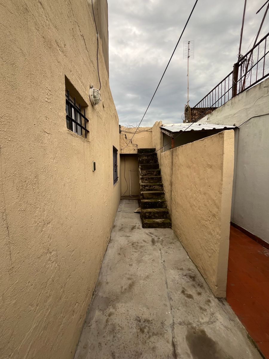 Venta casa Isidro Casanova - 18