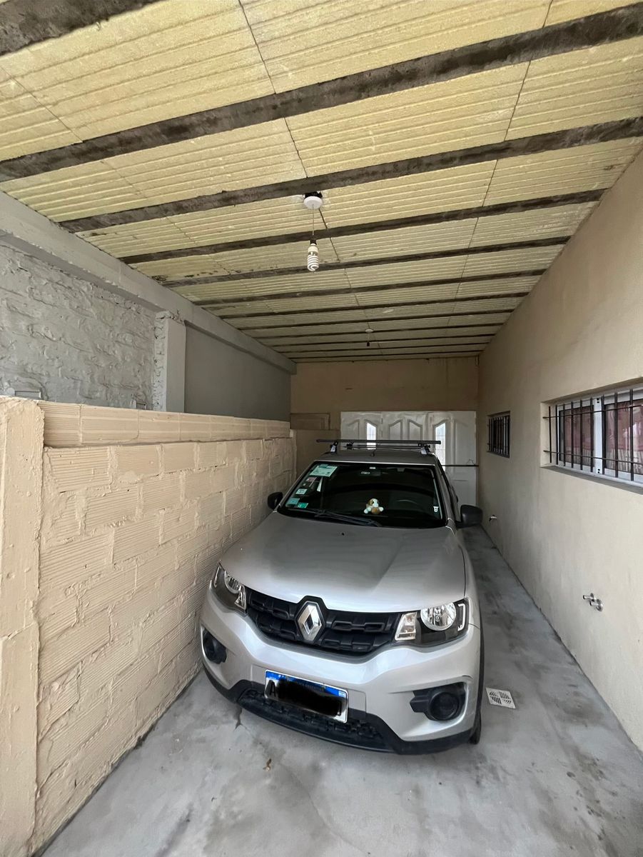 Venta casa Isidro Casanova - 19