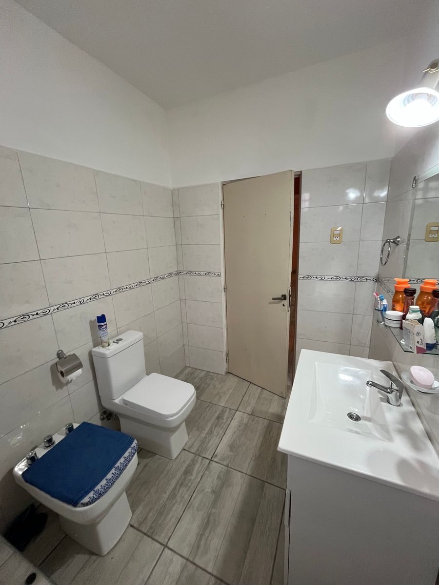 Venta casa Isidro Casanova - 28