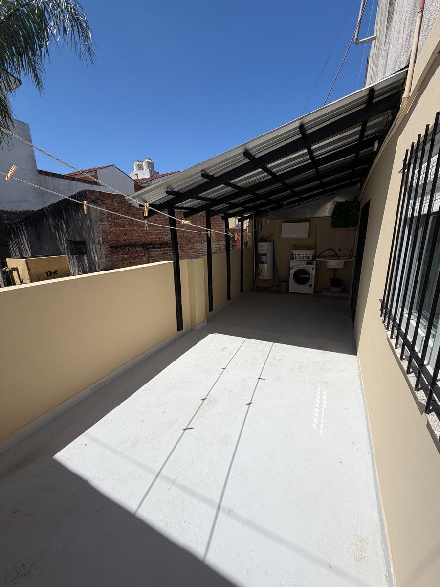 Venta departamento 3 ambientes Villa Luzuriaga - 7