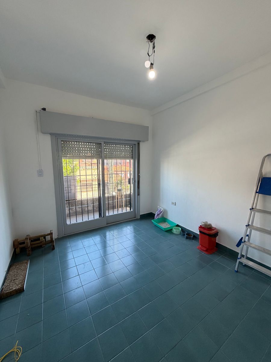 Venta departamento 3 ambientes Villa Luzuriaga - 11