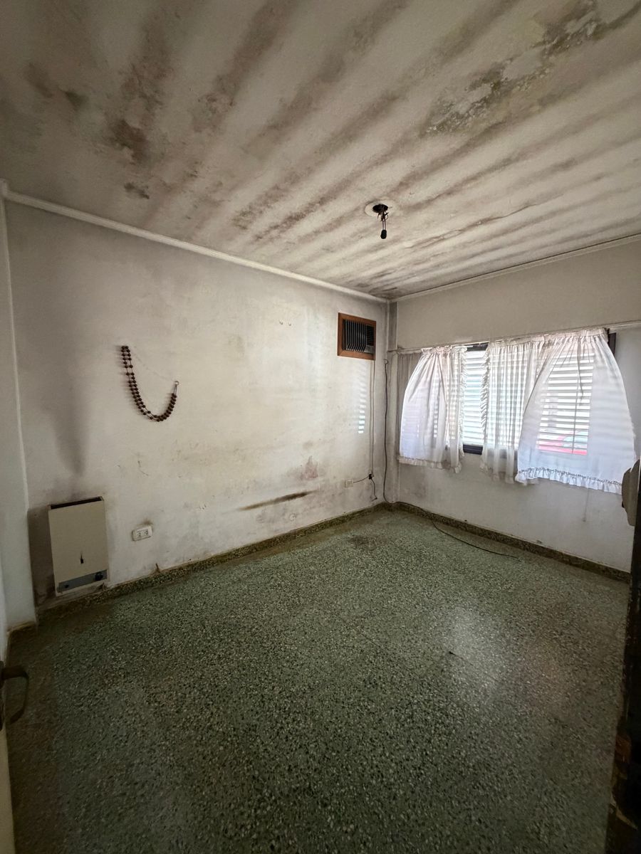 Venta PH 4 ambientes Villa Luzuriaga - 9