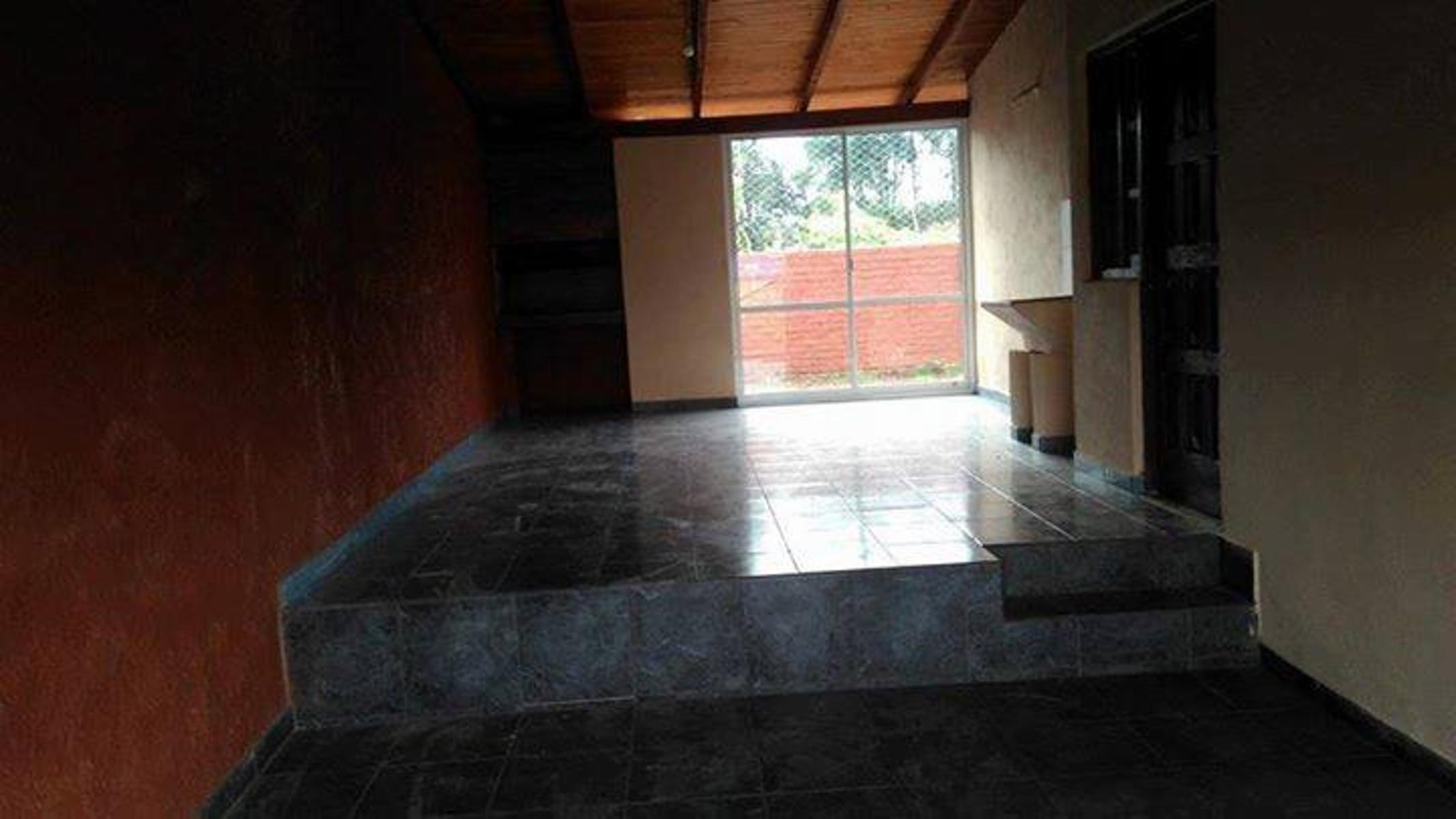 ALQUILO HERMOSA CASA EN ALEM - 7