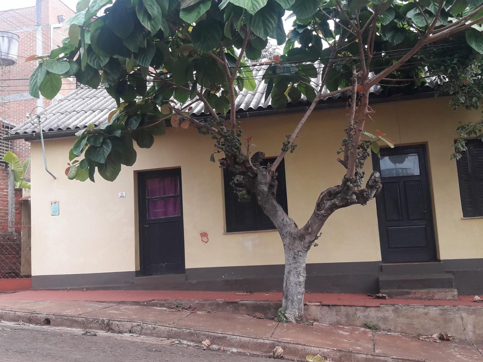 SE VENDE CASA POR CALLE URUGUAY CASI BELGRANO — foto 3