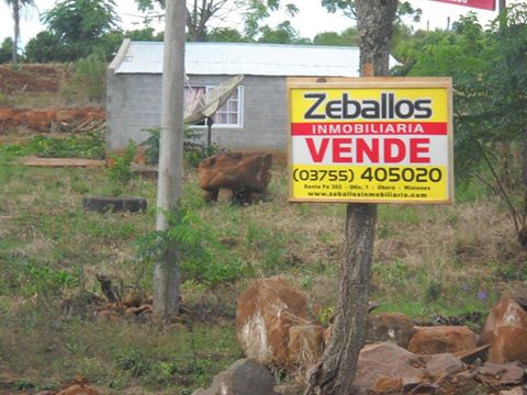 se vende HERMOSO TERRENO CON CASA S/ RUTA 4 - 1