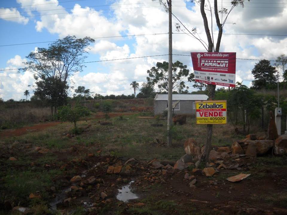 se vende HERMOSO TERRENO CON CASA S/ RUTA 4 - 7
