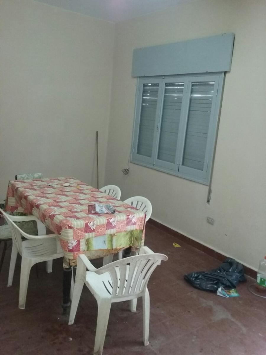 VENDO CASA DE TRES DORMITORIOS EN Bº LICEO PRIMERA SECCION — foto 2
