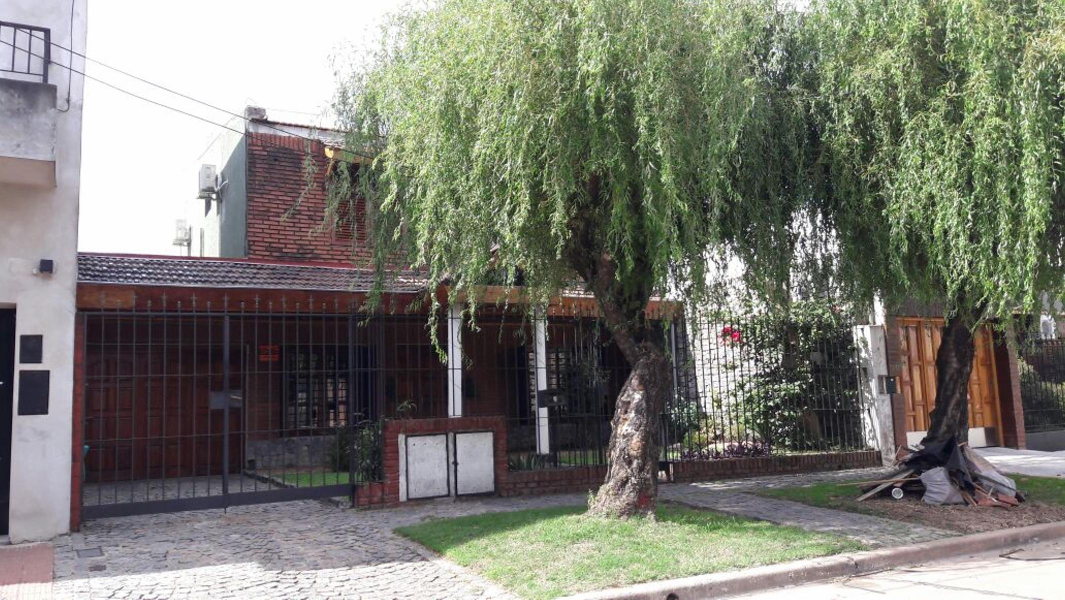 CHALET DE 5 AMBIENTES EN RAMOS MEJIA / PRINGLES AL 1900 — foto 9