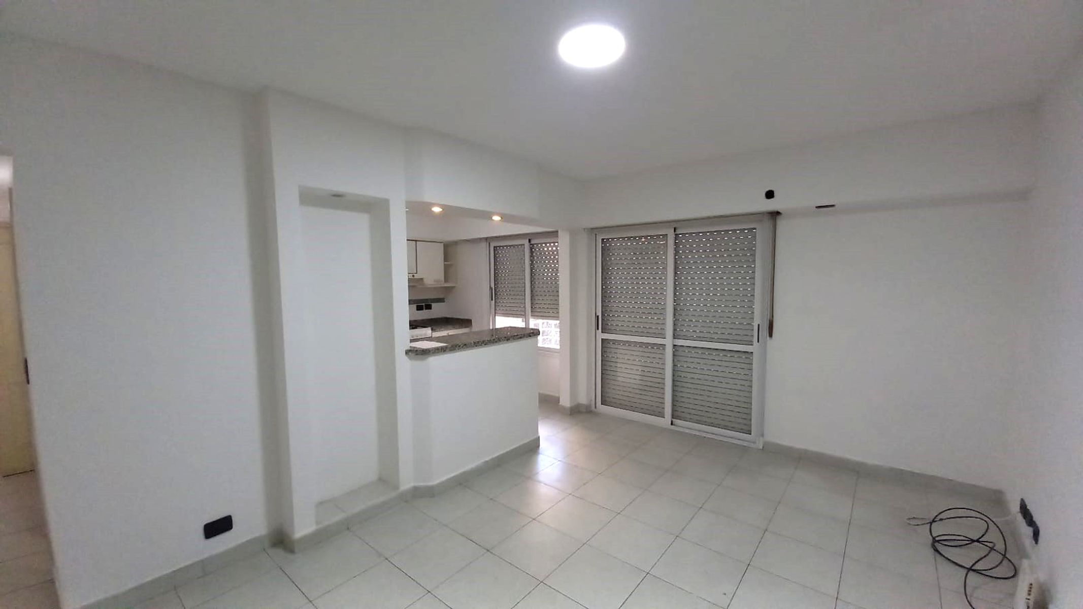 EXCELENTE DEPARTAMENTO 2 AMBIENTES CON BALCÓN Y EN SUITE. EXCELENTE UBICACIÓN CENTRO DE RAMOS MEJIA - 5