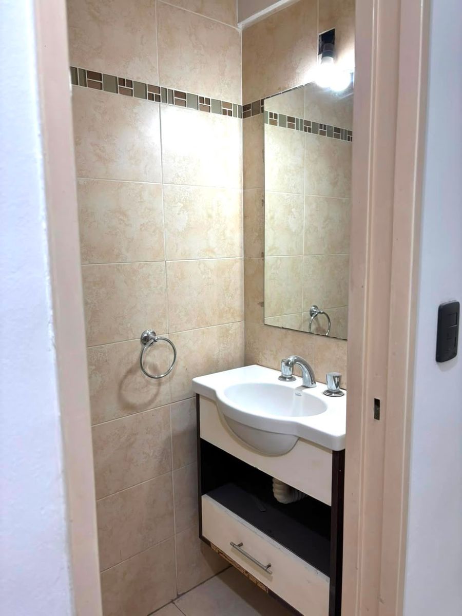 EXCELENTE DEPARTAMENTO 2 AMBIENTES CON BALCÓN Y EN SUITE. EXCELENTE UBICACIÓN CENTRO DE RAMOS MEJIA - 9