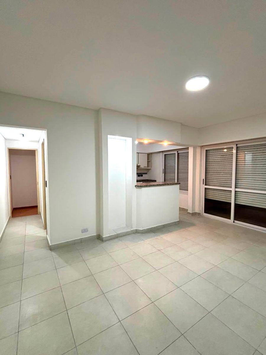 EXCELENTE DEPARTAMENTO 2 AMBIENTES CON BALCÓN Y EN SUITE. EXCELENTE UBICACIÓN CENTRO DE RAMOS MEJIA - 15