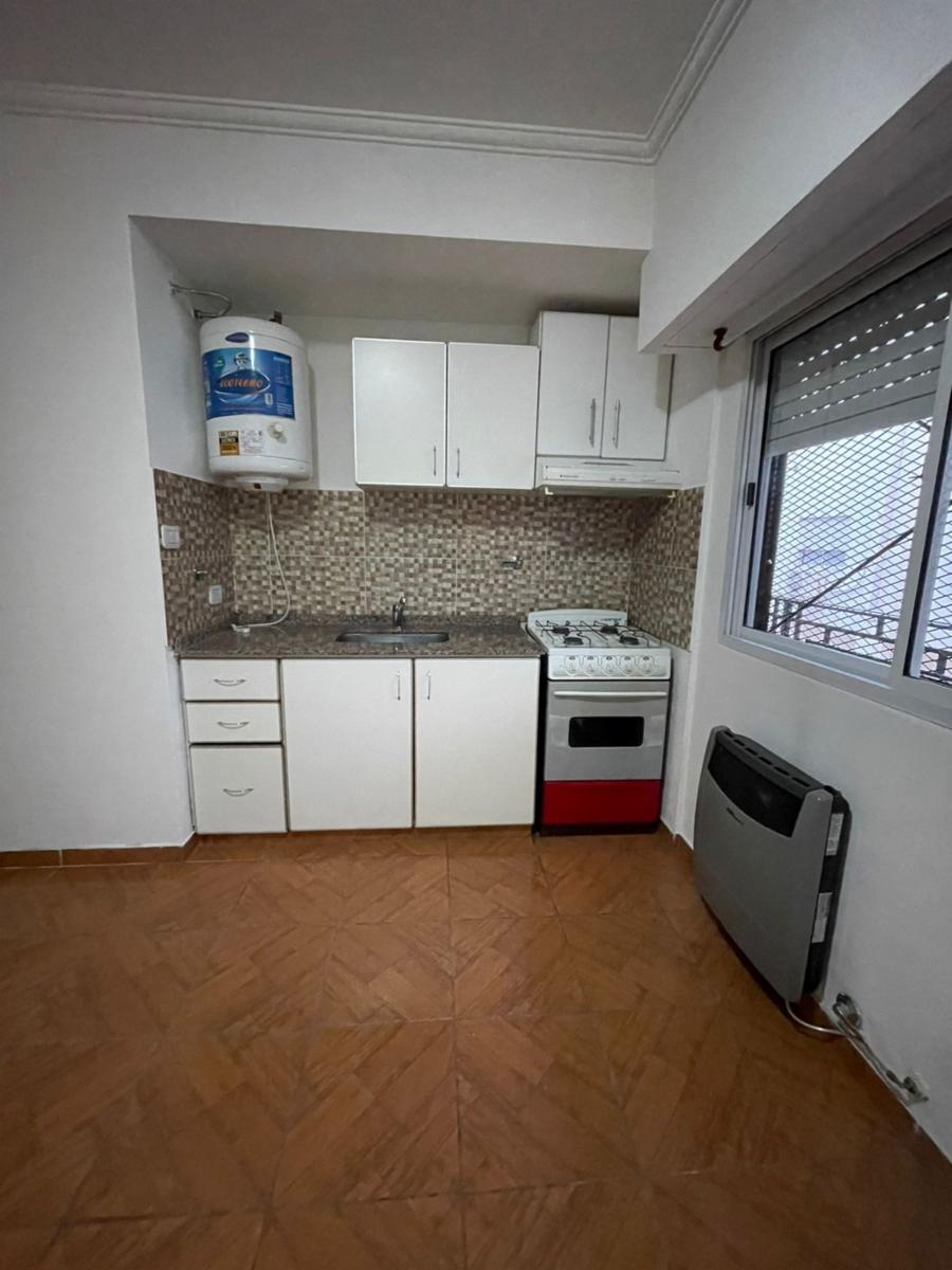 EXCELENTE DEPARTAMENTO 2 AMBIENTES CON COCHERA CUBIERTA, VILLA LUZURIAGA - 8