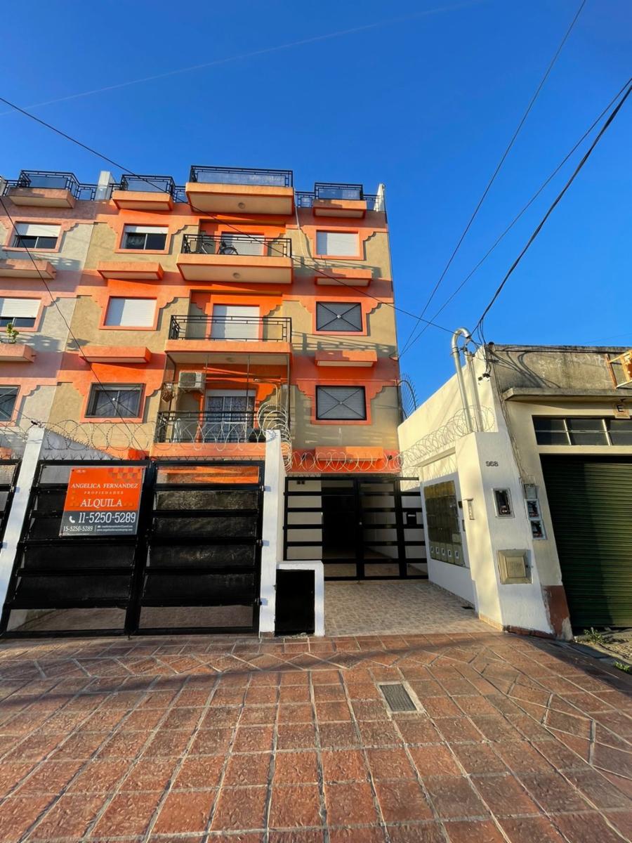 EXCELENTE DEPARTAMENTO 2 AMBIENTES CON COCHERA CUBIERTA, VILLA LUZURIAGA - 13