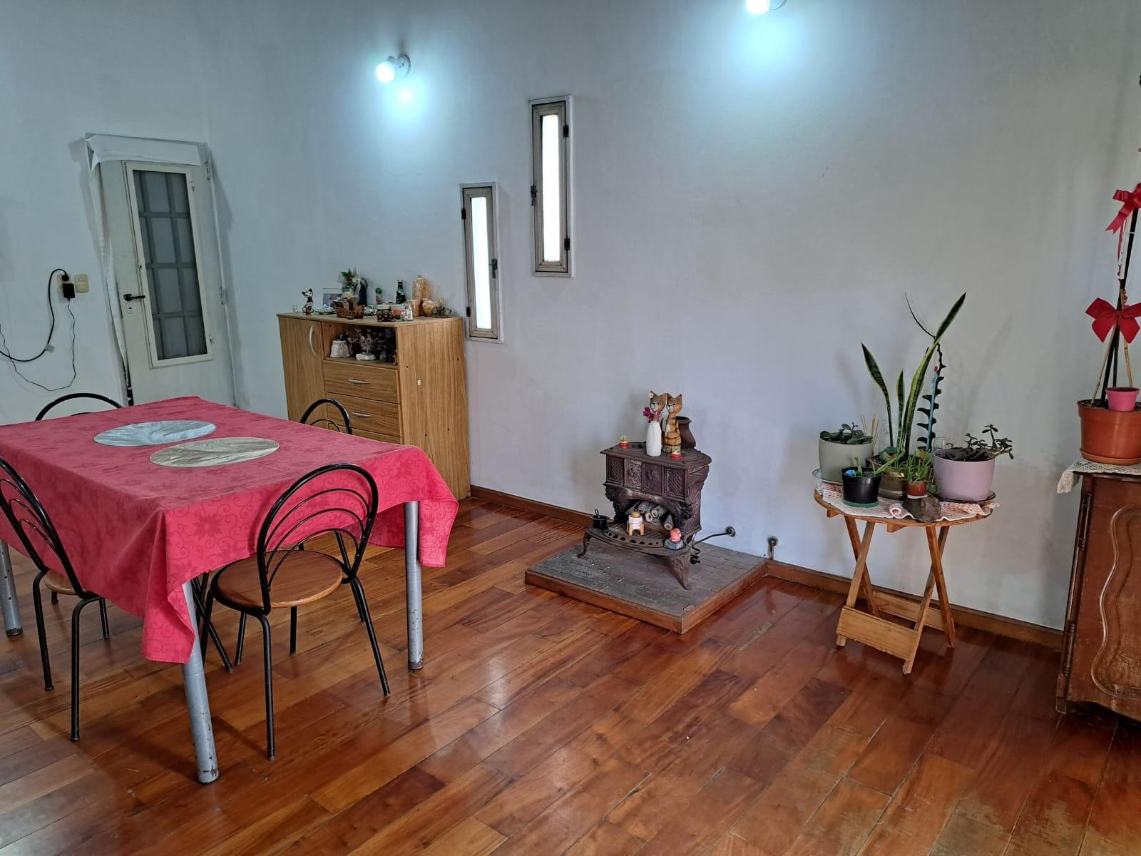 departamento de 3 ambientes 1° piso al frente muy amplio — foto 2