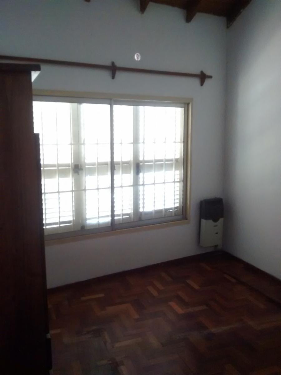 CHALET DE 3 AMBIENTES S/LOTE PROPIO, CON ENTRADA DE AUTO - 9