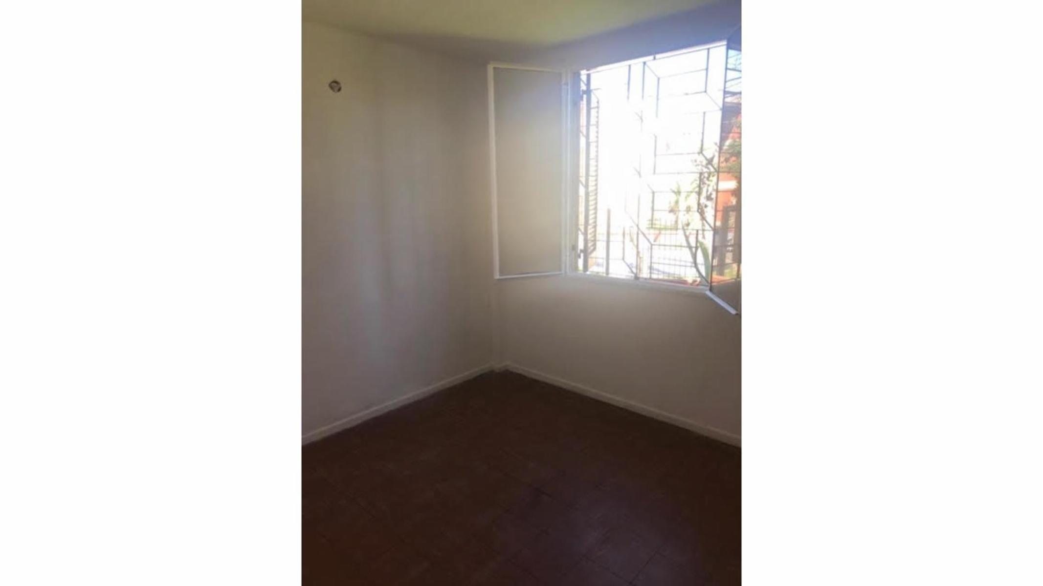 DEPARTAMENTO 3 AMBIENTES, PLANTA BAJA, LIVING-COMEDOR, COCINA, DOS DORMITORIOS CON PLACARD, BAÑO INSTALADO Y LAVADERO. BARRIO LUZ Y FUERZA, SAN JUSTO — foto 14