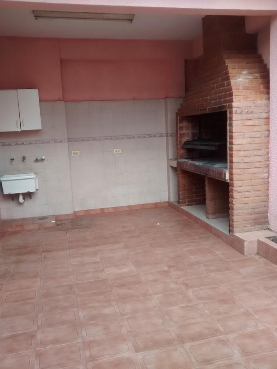 EXCELENTE PH 4 AMBIENTES EN DOS PLANTAS CON PATIO Y GARAGE, RAMOS MEJIA — foto 8
