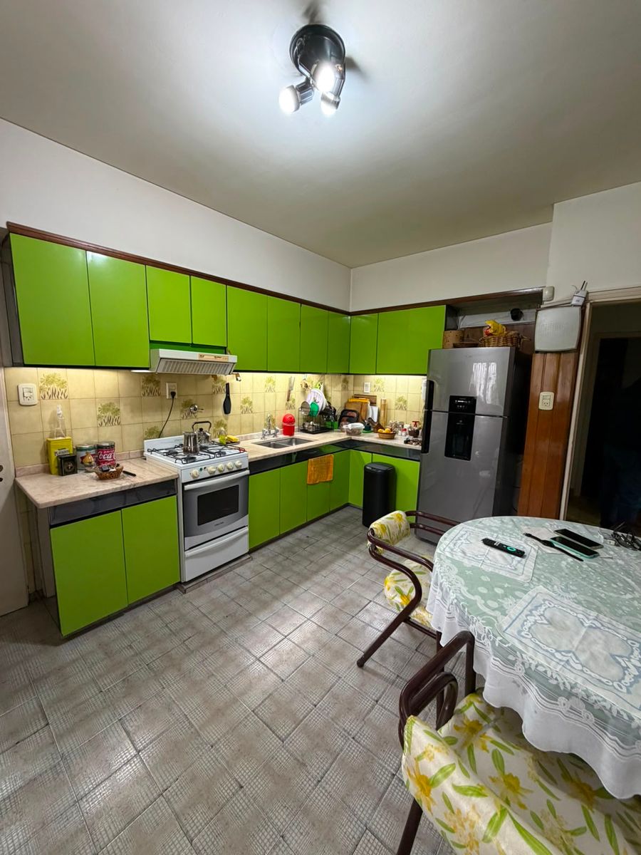 CHALET EN 2 PLANTAS, SOBRE LOTE DE 10 X 20 DE 4 AMBIENTES. — foto 13