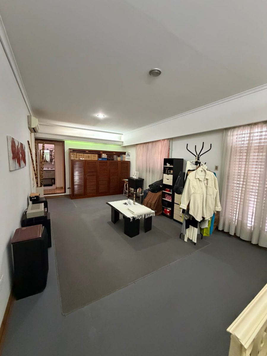 CHALET EN 2 PLANTAS, SOBRE LOTE DE 10 X 20 DE 4 AMBIENTES. — foto 14
