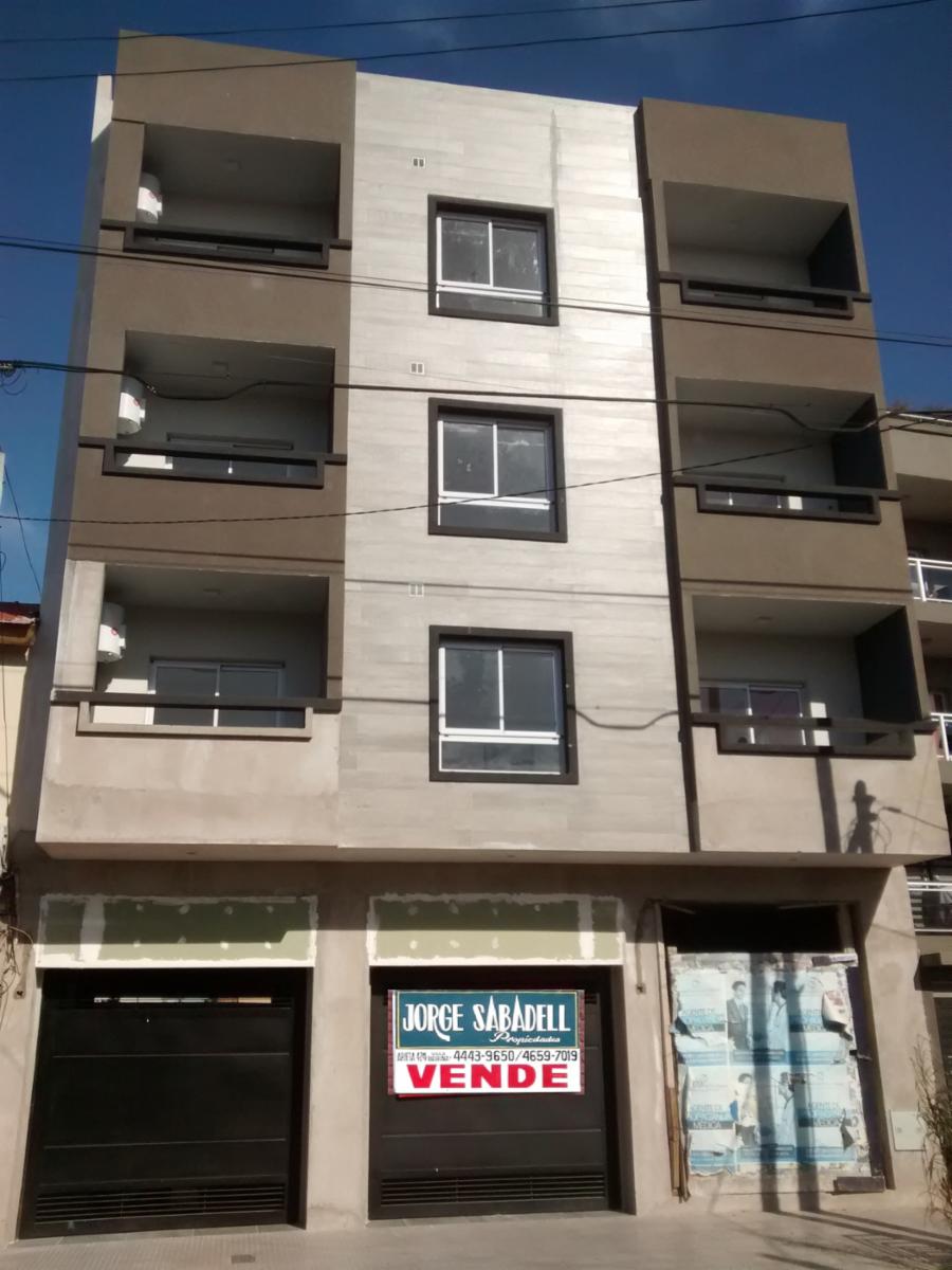 DEPARTAMENTOS DE 2 AMBIENTES A ESTRENAR 1°, 2° Y 3° PISO CON COCHERAS OPCIONALES